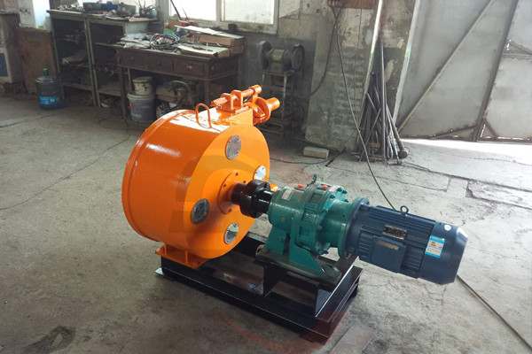 銳馳工業(yè)軟管泵好用嗎？為什么電廠(chǎng)老板都喜歡